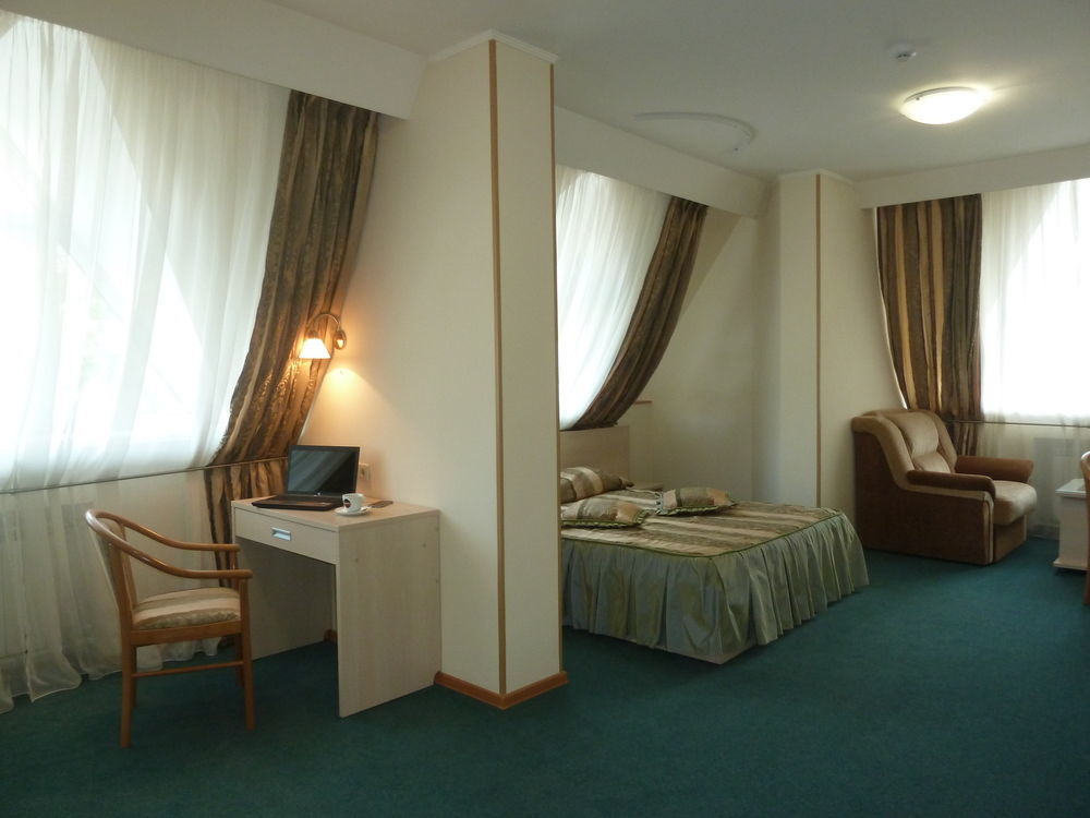 Colibri Hotel Novosibirsk Ngoại thất bức ảnh